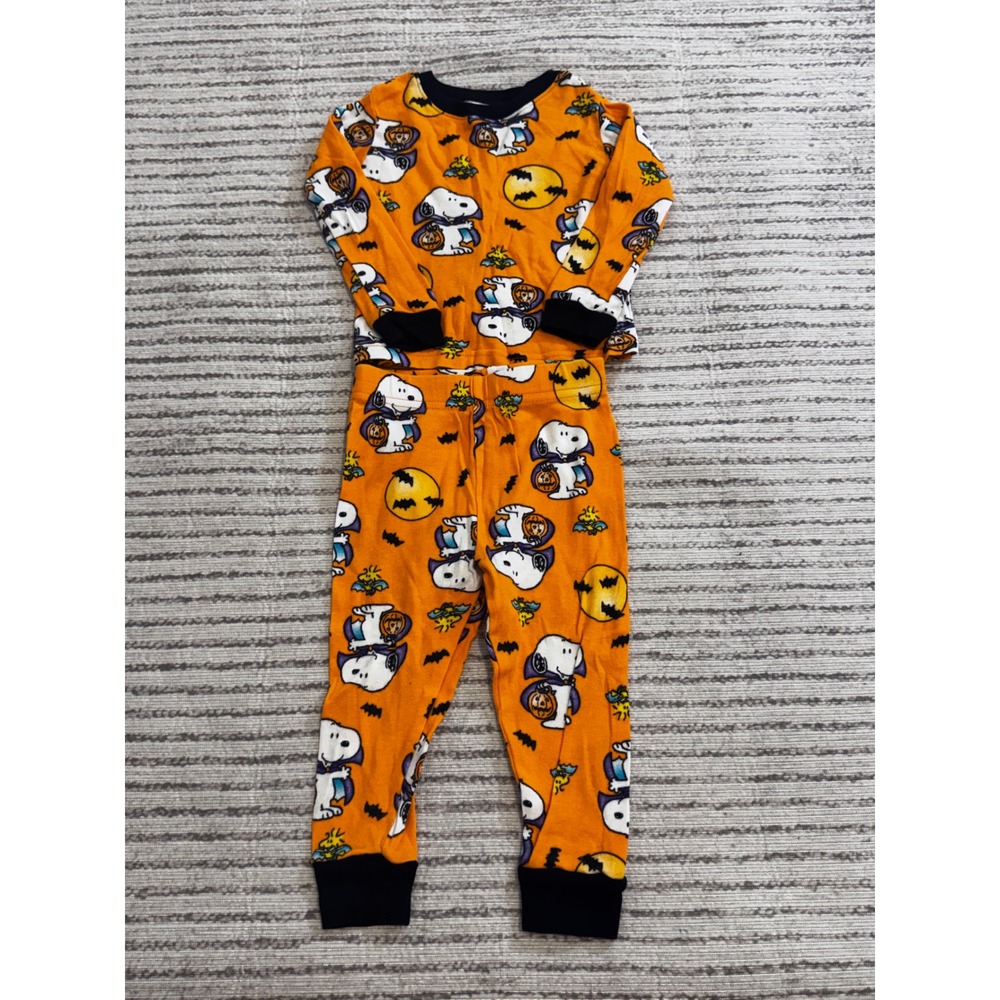 Peanuts Snoopy Halloween Vampire Pajama Set Toddler 2T Orange Black Snug Fit
